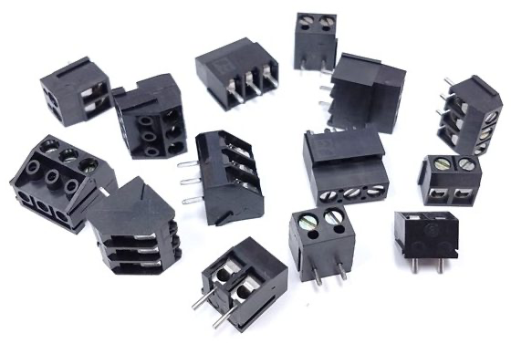 Blockmaster PCB Terminal Blocks with Wire Guard